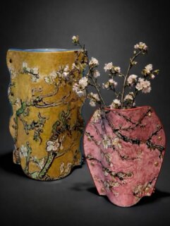 À découvrir au showroom, les accessoires en cuir pour la maison de @h2vproject 

To discover in the showroom, the leather accessories for the home of @h2vproject