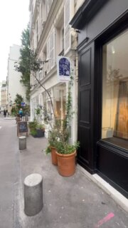 Les créateurs 100% made in France sont au 9 rue de l’échaudé, à Saint-Germain-des-Prés. 

The 100% made in France designers are at 9 rue de l’échaudé, in Saint-Germain-des-Prés.

#rdvdesigners #madeinfrance #saintgermaindespres #madeinparis #bestofparis