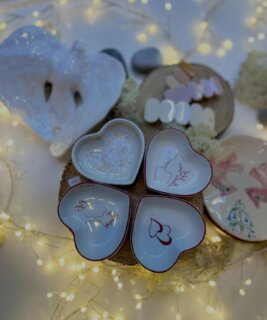 Les petites attentions pour la Saint Valentin. 100% made in France . @patams.porcelaine 

Little attentions for Valentine’s Day. 100% made in France. @patams.porcelaine 

#frenchporcelain #madeînfrance #valentinesday